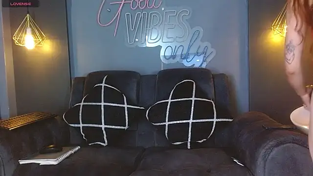 LOLIITA  LOVE online show from October 2025 05:10:01 PM