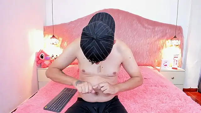 Derek and Skarlet online show from February 2026 02:56:02 PM