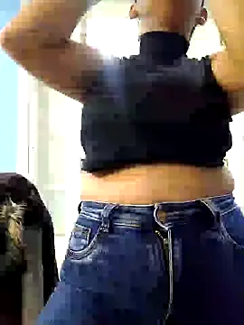 Snapshot of _Miaaleon chatting on March 2025 01:10:02 PM Miaaleon online show from March 2025 01:10:02 PM