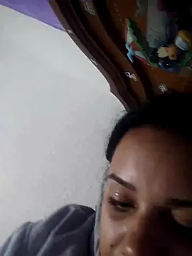 Snapshot of _Miaaleon chatting on October 2025 10:36:02 AM Miaaleon online show from October 2025 10:36:02 AM