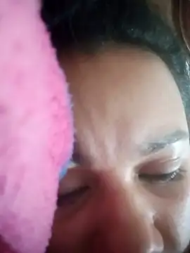  Miaaleon online show from March 2026 10:42:01 AM