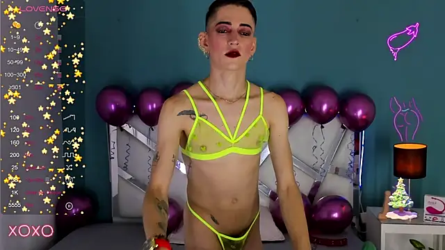 Snapshot of dominic_thailor chatting on December 2024 01:33:02 PM dominic thailor online show from December 2024 01:33:02 PM