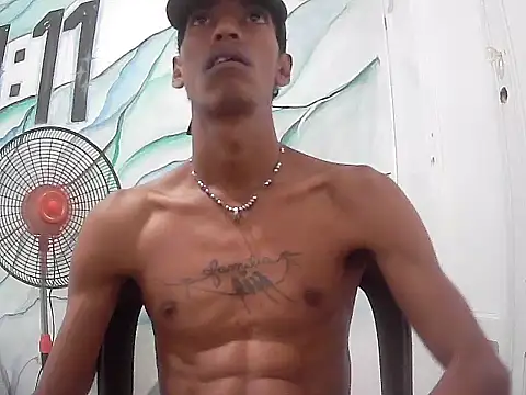 AlbertBigCock online show from April 2026 06:11:01 AM