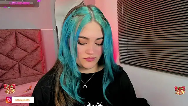 cattaleya    online show from December 2024 03:16:02 AM