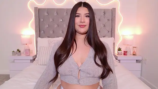 JuliaSUMMERS2022 online show from April 2026 11:40:02 PM