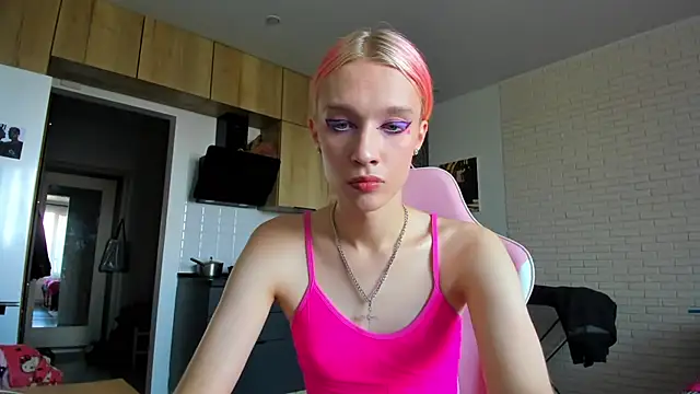 Snapshot of _Alice_Kitty chatting on July 2026 01:13:02 PM Alice Kitty online show from July 2026 01:13:02 PM