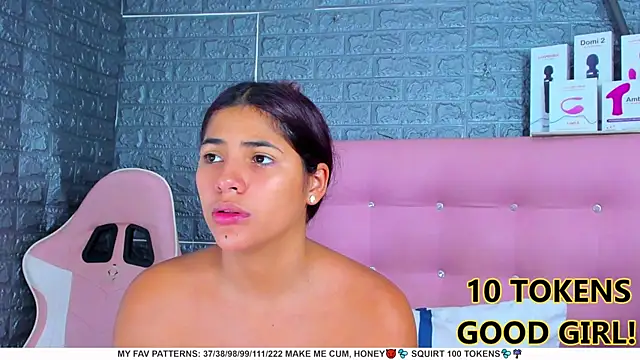 AriannaLewiis online show from February 2025 07:49:01 PM