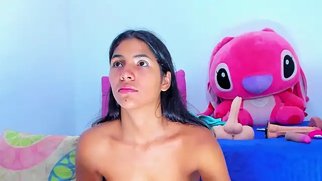AriannaLewiis online show from May 2026 07:42:02 PM