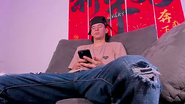 FrannBoy online show from June 2026 04:01:02 AM