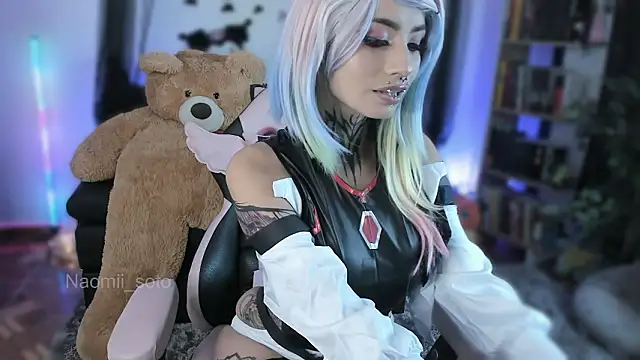 Snapshot of Naomii_Soto chatting on February 2026 09:00:01 PM Naomii Soto online show from February 2026 09:00:01 PM