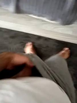 milf hunter 35 online show from April 2026 04:34:01 AM