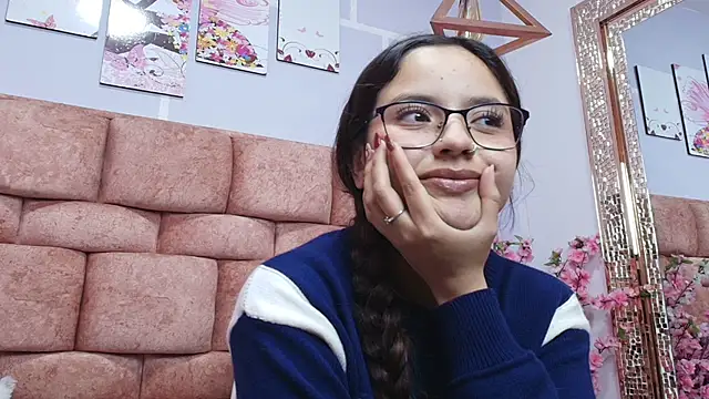 katecooper online show from March 2025 02:44:02 PM