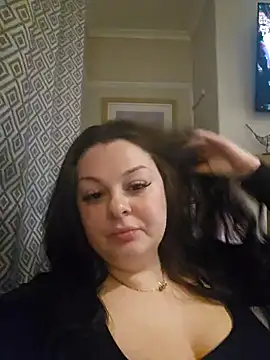 Snapshot of Britishbella chatting on February 2025 01:22:01 AM Britishbella online show from February 2025 01:22:01 AM