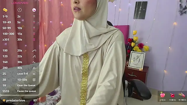 AishaAmin  online show from December 2024 04:03:01 PM
