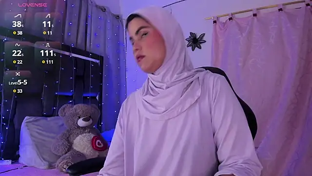 AishaAmin  online show from December 2024 03:42:02 PM