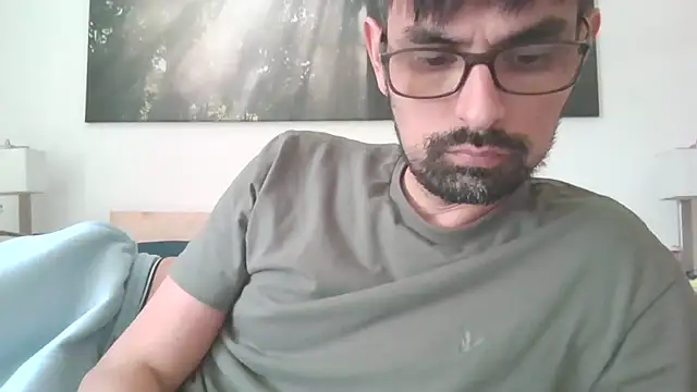 spence204011 online show from April 2026 06:38:01 PM