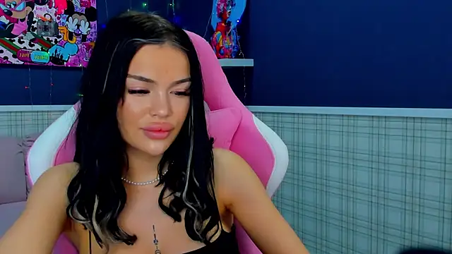 Angel Sapphire  online show from December 2024 02:50:01 PM