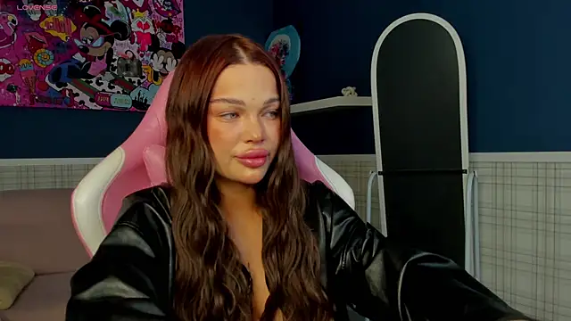 Angel Sapphire  online show from April 2026 10:14:02 PM