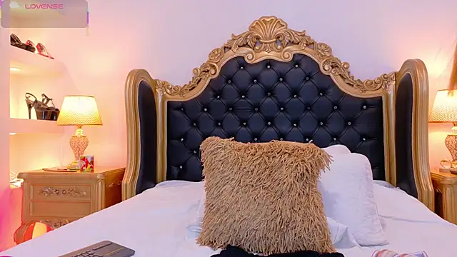 AdelinaVans online show from November 2025 11:32:02 AM