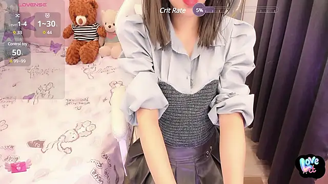 Snapshot of Yuka_Chan chatting on February 2025 09:32:02 PM Yuka Chan online show from February 2025 09:32:02 PM