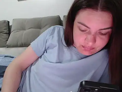  JustmeHere  online show from April 2026 06:19:01 PM