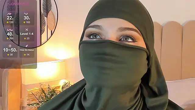 anna-henao online show from January 2025 01:01:01 PM