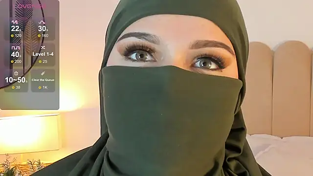 anna-henao online show from February 2025 03:42:02 PM