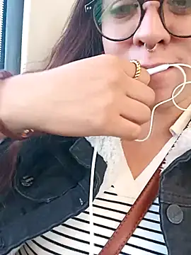 Celestte22 online show from November 2025 11:04:02 PM