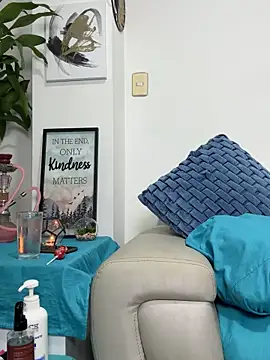 jamilaross online show from February 2025 04:44:01 AM