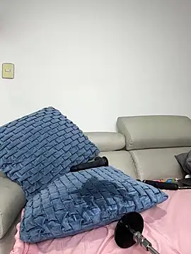 jamilaross online show from February 2025 04:47:01 AM