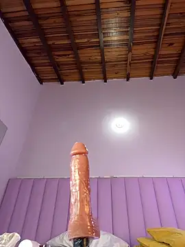 jamilaross online show from October 2025 09:29:01 AM