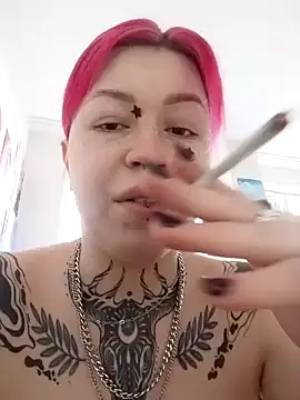 divine eve online show from February 2025 12:52:02 PM