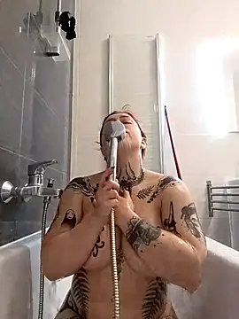 divine eve online show from December 2025 03:08:02 PM