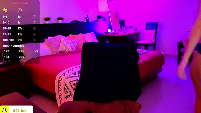 PrincessVS online show from October 2025 04:01:02 AM