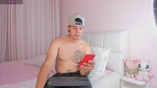 lucy Bensonn online show from February 2025 12:32:01 AM