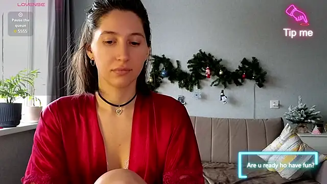 Snapshot of marrycolins chatting on January 2025 04:04:01 AM marrycolins online show from January 2025 04:04:01 AM