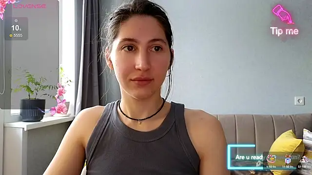 Snapshot of marrycolins chatting on February 2025 04:46:02 AM marrycolins online show from February 2025 04:46:02 AM