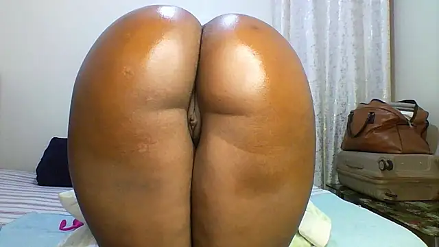 Petitiebooty online show from January 2026 06:16:01 AM