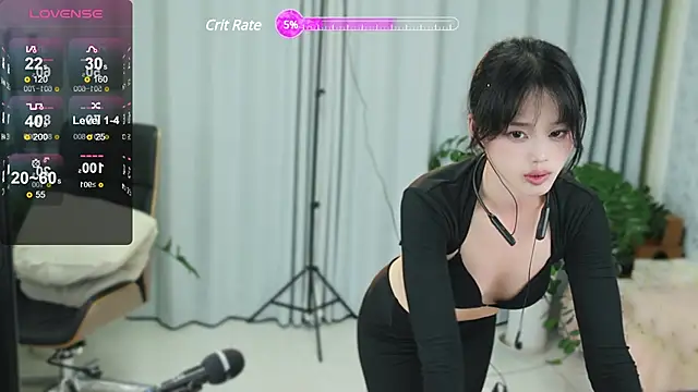  YouY  online show from March 2025 01:06:02 PM