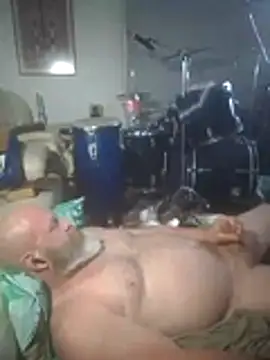 Snapshot of iambradz chatting on November 2025 04:28:02 PM iambradz online show from November 2025 04:28:02 PM