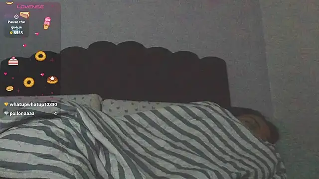 Sofia Clauss  online show from November 2025 09:52:02 AM