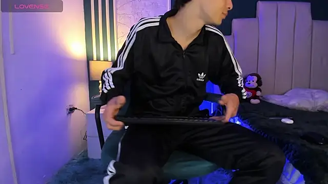 AlessandroDybala online show from February 2025 12:14:02 PM