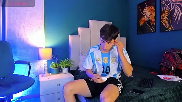 AlessandroDybala online show from February 2025 03:15:02 PM