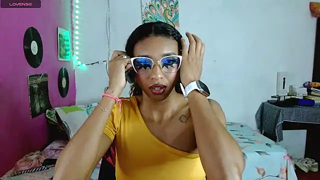 sensitive brunette online show from February 2025 11:54:02 PM