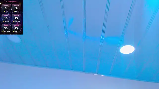 candy lux  online show from March 2026 09:10:02 PM