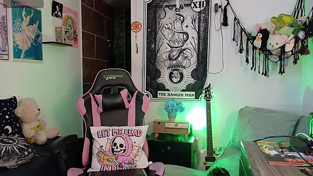 mollyshake1 online show from February 2026 05:56:01 AM