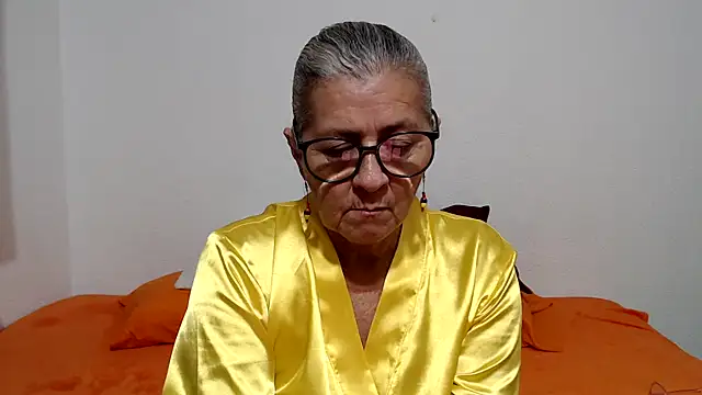 Snapshot of candy_mature_ chatting on July 2026 11:21:02 PM candy mature online show from July 2026 11:21:02 PM