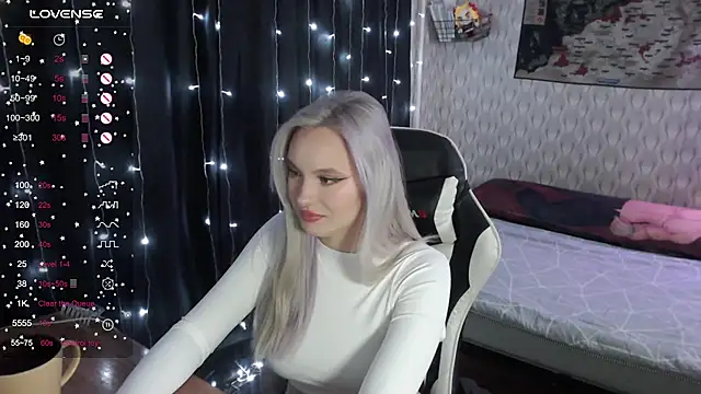 VikaPowers online show from December 2024 07:16:02 PM