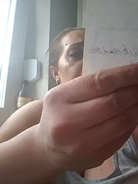 Snapshot of AvaLloyd chatting on January 2025 02:15:02 PM AvaLloyd online show from January 2025 02:15:02 PM