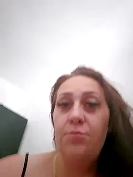 Snapshot of AvaLloyd chatting on January 2025 11:17:01 AM AvaLloyd online show from January 2025 11:17:01 AM